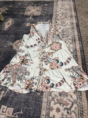 Sleeveless Floral Paisley Tiered Dress - White/Pink